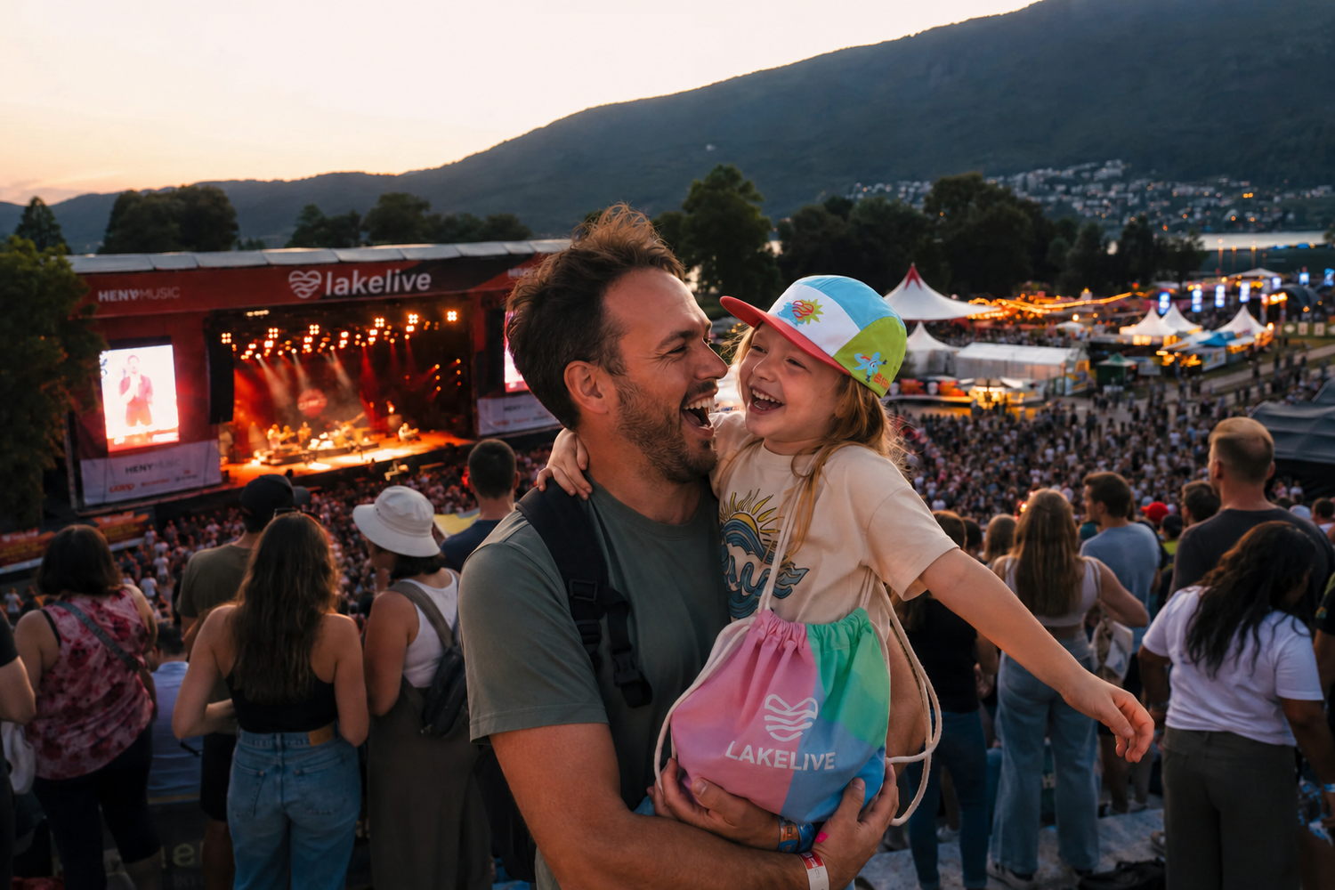 Collection Enfants LAKELIVE — enfant casquette et sac au festival